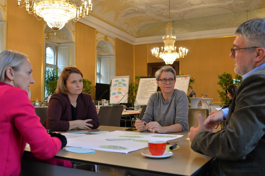 Impressionen der Konferenz im Rittersaal: 