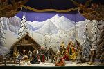 Ausseer Weihnachtskrippe I 1936 I Verschiedenen Werkstoffe, organische Materialien/handwerklich bearbeitete Naturmaterialien I 255 x 155 x 80 cm I Provenienz: Kammerhofmuseum Bad Aussee; Lilli Baitz, Paula Schmiedl