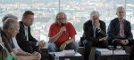 Foto (bsx) vlnr: Ernest Kaltenegger, Ingrid Lechner-Sonnek, Christopher Drexler, LH-Stv. Kurt Flecker, Werner Fenz, Jochen Gerz  