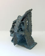 Aus der Serie Slum, 2013, Bronzeguss, patiniert ca. 21 x 15 x 10 cm