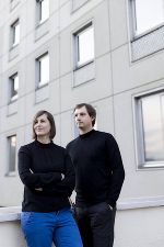 Marleen Leitner und Michael Schitnig sind studio ASYNCHROME.