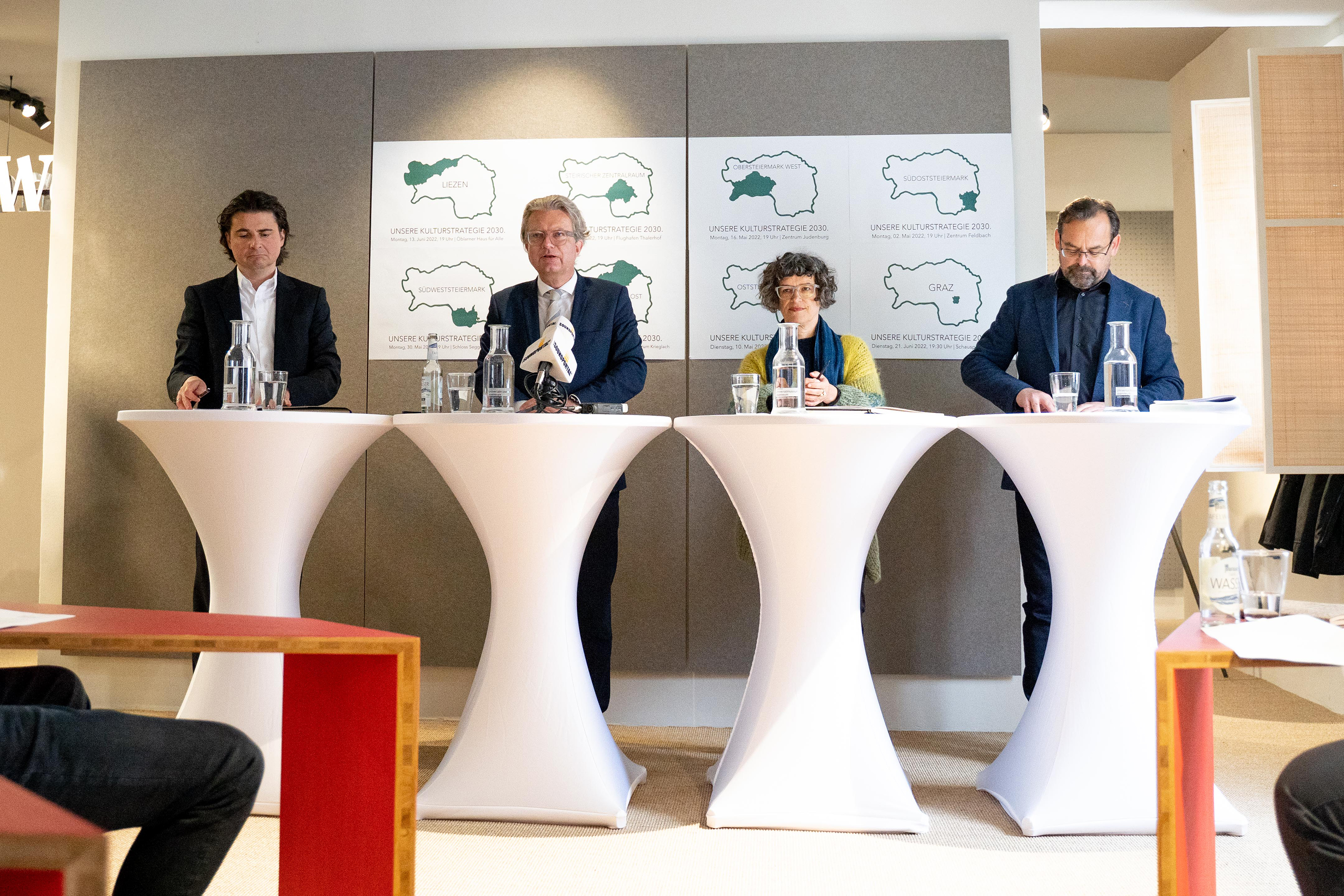 Patrick Schnabl (Abteilungsleiter), Christopher Drexler (Kulturlandesrat), Heidrun Primas, Werner Schrempf Patrick Schnabl (Abteilungsleiter), Christopher Drexler (Kulturlandesrat), Heidrun Primas, Werner Schrempf