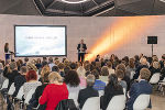 Landeshauptmann Christopher Drexler bei seiner Ansprache im Grazer Kunsthaus. © Land Steiermark/ Binder Landeshauptmann Christopher Drexler bei seiner Ansprache im Grazer Kunsthaus.
