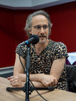 Michael Ostrowski: Schauspieler, Drehbuchautor, Moderator    © Werner Schandor
