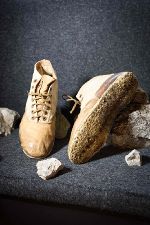Kletterschuhe mit Krempel-Sohle: ca. 1946 © Museumsforum Steiermark_Thomas Caks HD-Drohne Kletterschuhe mit Krempel-Sohle: ca. 1946